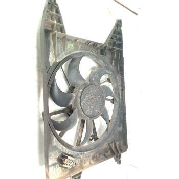 Recambio de electroventilador para dacia sandero 1.2 16v lpg referencia OEM IAM 8200765566B  