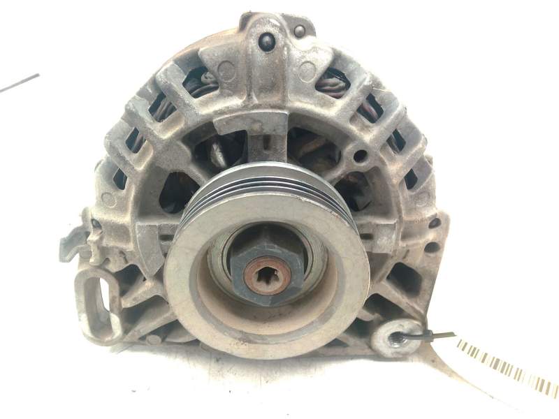 Recambio de alternador para dacia sandero 1.2 16v lpg referencia OEM IAM 8200660044B  