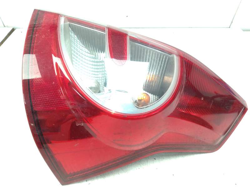 Recambio de piloto trasero derecho para dacia sandero 1.2 16v lpg referencia OEM IAM 8200734824  