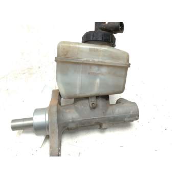 Recambio de bomba freno para dacia sandero 1.2 16v lpg referencia OEM IAM 03350890471  