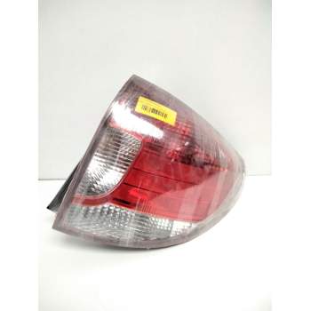 Recambio de piloto trasero derecho para kia rio i hatchback (dc) 1.5 16v referencia OEM IAM   