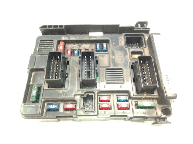 Recambio de caja fusibles para citroën c5 i (dc_) 2.0 hdi (dcrhzb, dcrhze) referencia OEM IAM   