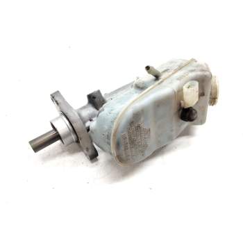 Recambio de bomba freno para volkswagen t5 transporter caja cerrada referencia OEM IAM 7H0611303B  
