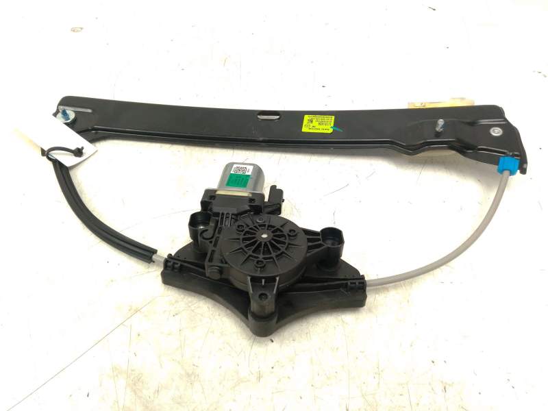Recambio de elevalunas trasero derecho para mg (saic) mg hs (as3a) referencia OEM IAM 11151826  