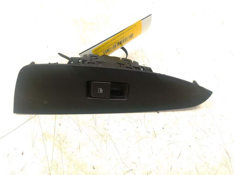 Recambio de mando elevalunas trasero derecho para mg (saic) mg hs (as3a) referencia OEM IAM 11129200  