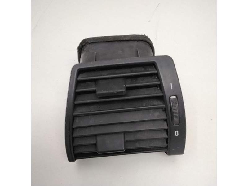 Recambio de aireador izquierdo para bmw x5 (e53) 3.0d referencia OEM IAM KONI3A105  