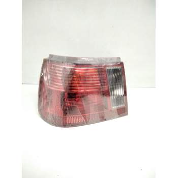 Recambio de piloto trasero derecho para seat ibiza (6k1) stella referencia OEM IAM 6K6945111G 6K6945095J 