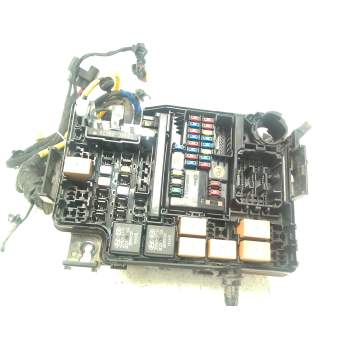 CAJA FUSIBLES 91204J924003 