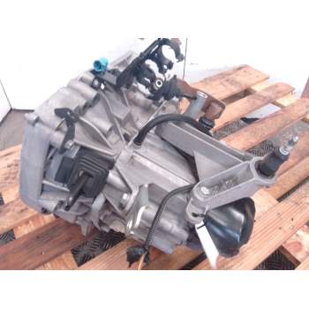 Recambio de caja cambios para dacia sandero 1.2 16v lpg referencia OEM IAM 8200464074  