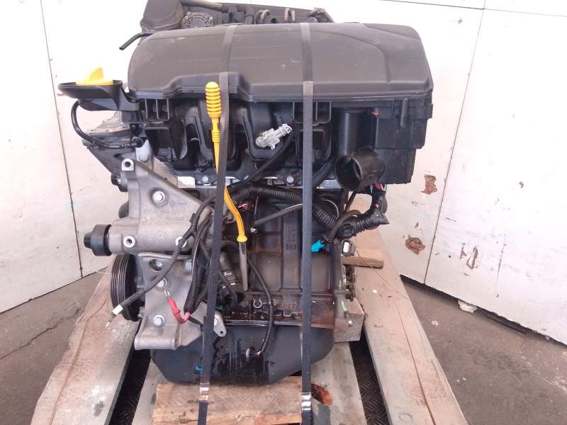 Recambio de motor completo para dacia sandero 1.2 16v lpg referencia OEM IAM   