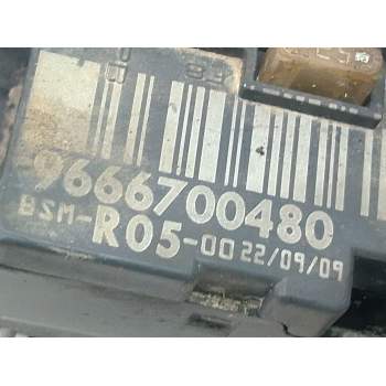 Recambio de caja fusibles para citroën c4 i (lc_) 1.6 hdi referencia OEM IAM 9666700480  