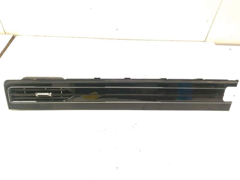 Recambio de aireador derecho para mg (saic) mg hs (as3a) referencia OEM IAM 11311603  