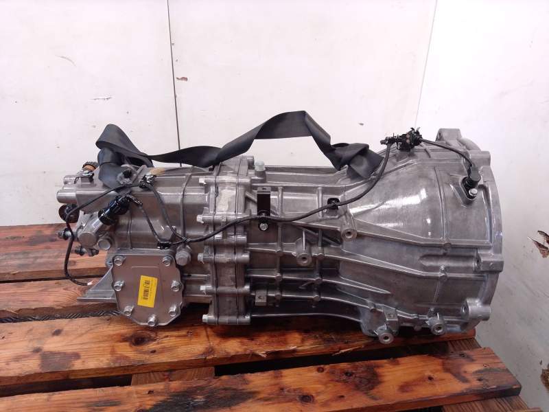 Recambio de caja cambios para hyundai h350 furgoneta 2.5 crdi referencia OEM IAM 4300059001  
