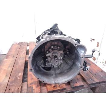 Recambio de caja cambios para hyundai h350 furgoneta 2.5 crdi referencia OEM IAM 4300059001  