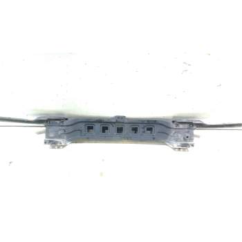 Recambio de refuerzo paragolpes delantero para hyundai h350 furgoneta 2.5 crdi referencia OEM IAM   