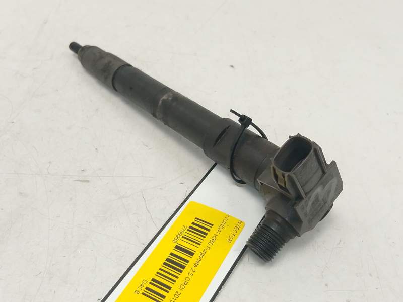 Recambio de inyector para hyundai h350 furgoneta 2.5 crdi referencia OEM IAM   