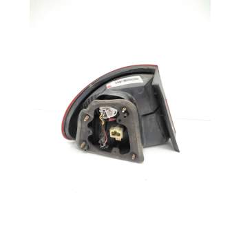 Recambio de piloto trasero derecho para daewoo lanos se referencia OEM IAM 96275898  
