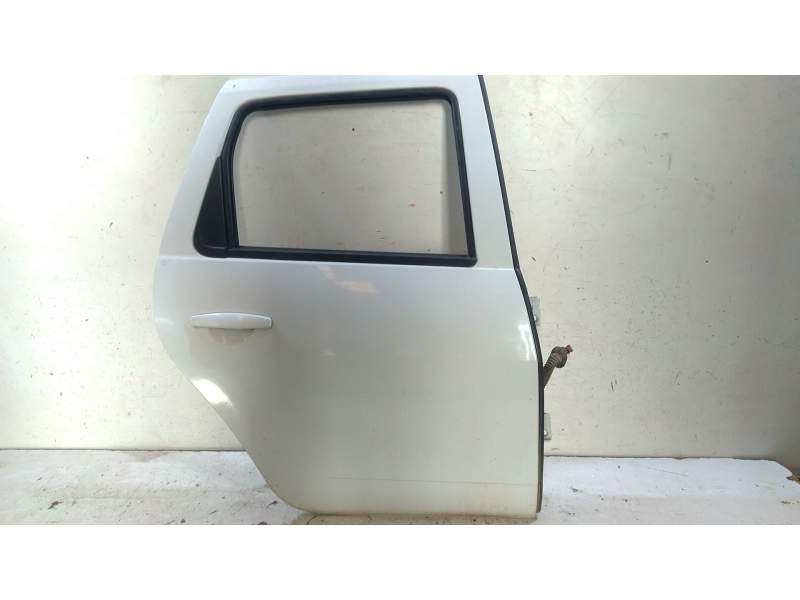 Recambio de puerta trasera derecha para dacia duster (hs_) 1.2 tce 125 referencia OEM IAM   
