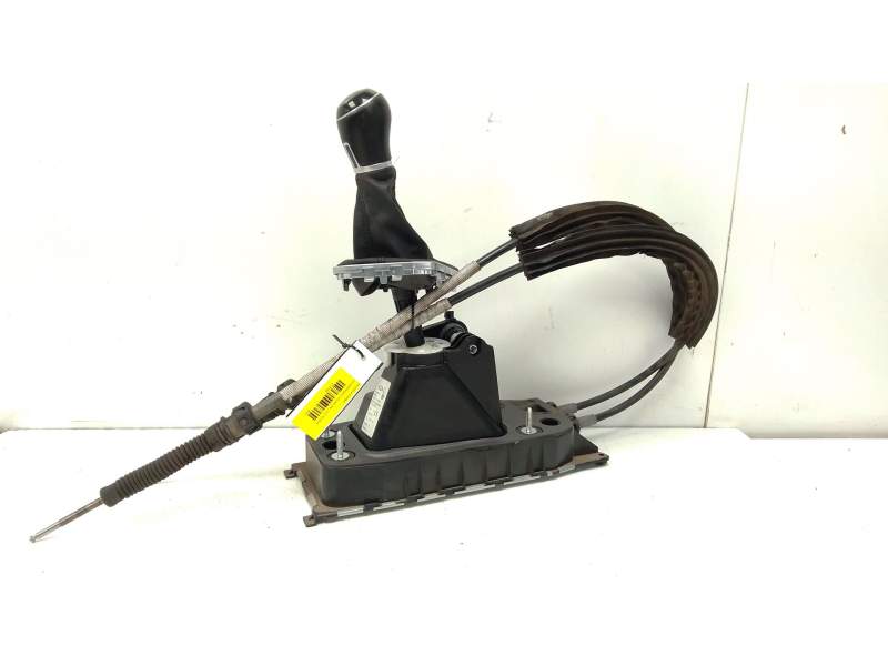Recambio de palanca cambio para volkswagen tiguan (5n_) 2.0 tdi referencia OEM IAM 5QA711049C  