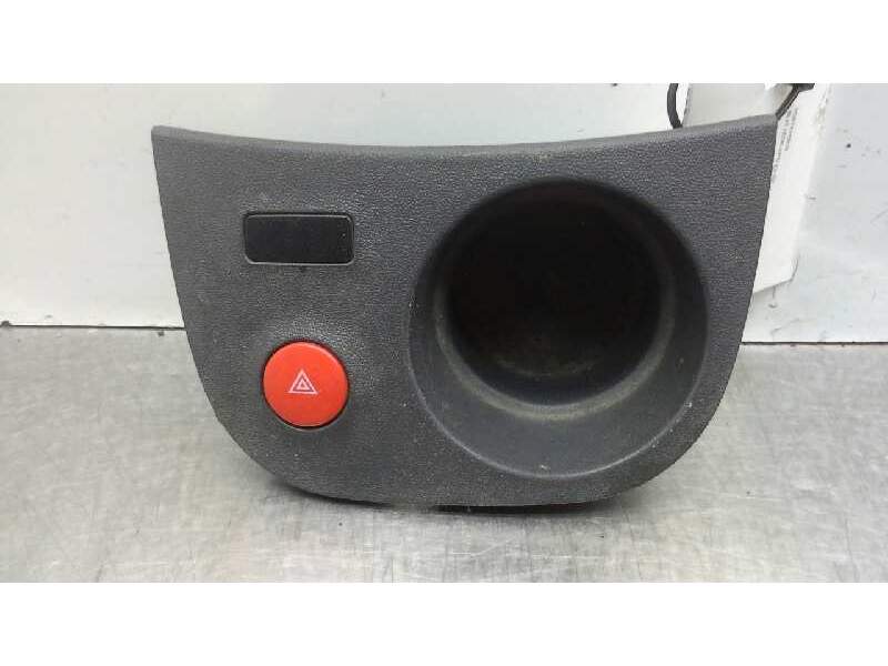 Recambio de portavasos para seat leon (1p1) 2.0 tdi referencia OEM IAM 1P11858331  