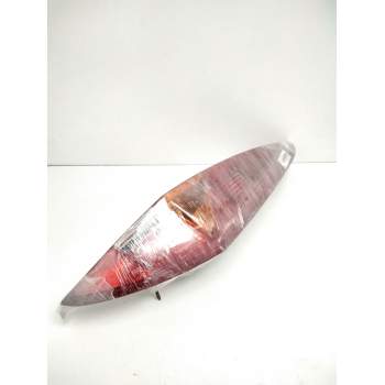 Recambio de piloto trasero izquierdo para fiat punto berlina (188) 1.8 16v cat referencia OEM IAM 6794077 286202 