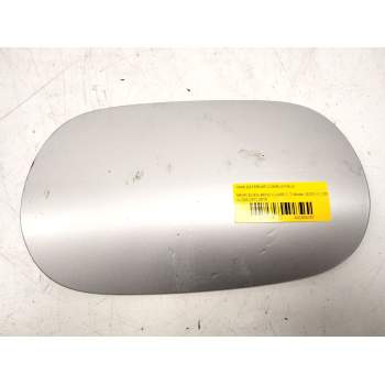 TAPA EXTERIOR COMBUSTIBLE A2057570106 