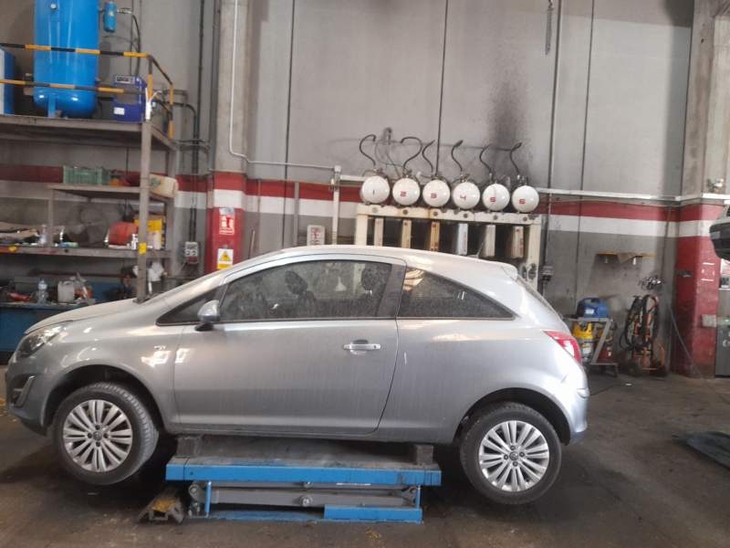 opel corsa d (s07) del año 2013