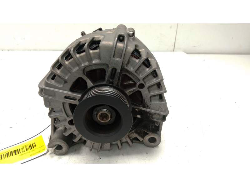 Recambio de alternador para bmw 3 (e90) 318 d referencia OEM IAM 0986082200  