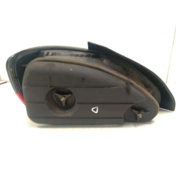Recambio de piloto trasero derecho para peugeot 306 hatchback (7a, 7c, n3, n5) 1.6 referencia OEM IAM   