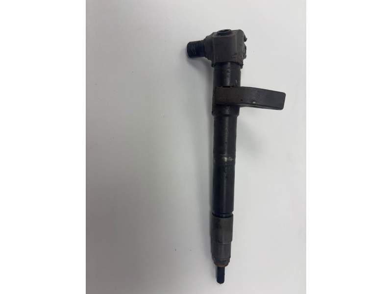 Recambio de inyector para hyundai h350 furgoneta 2.5 crdi referencia OEM IAM 338000E00F9EE  