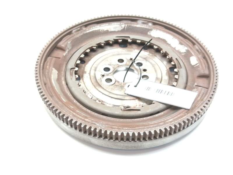 Recambio de volante motor para volkswagen golf vi (5k1) 1.4 tsi referencia OEM IAM   