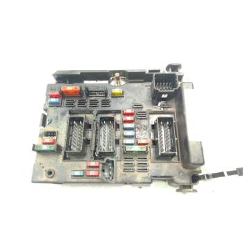 CAJA FUSIBLES 9650664080 