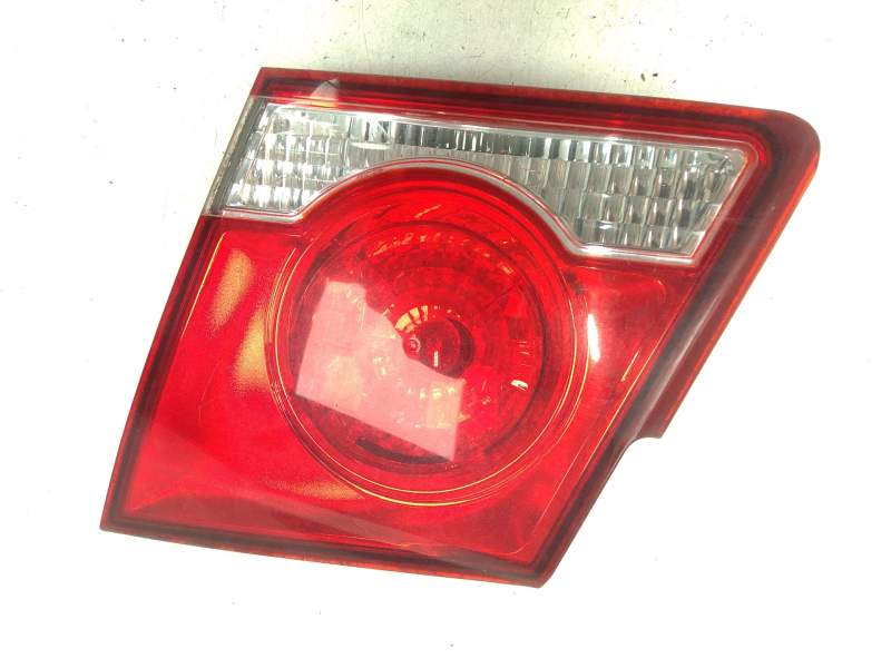Recambio de piloto trasero derecho porton para chevrolet cruze (j300) 1.6 referencia OEM IAM   