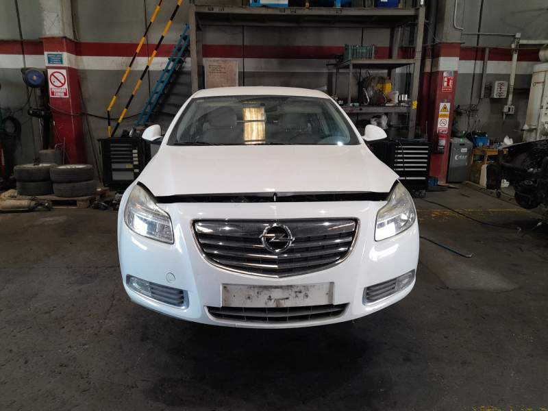 opel insignia a (g09) del año 2011