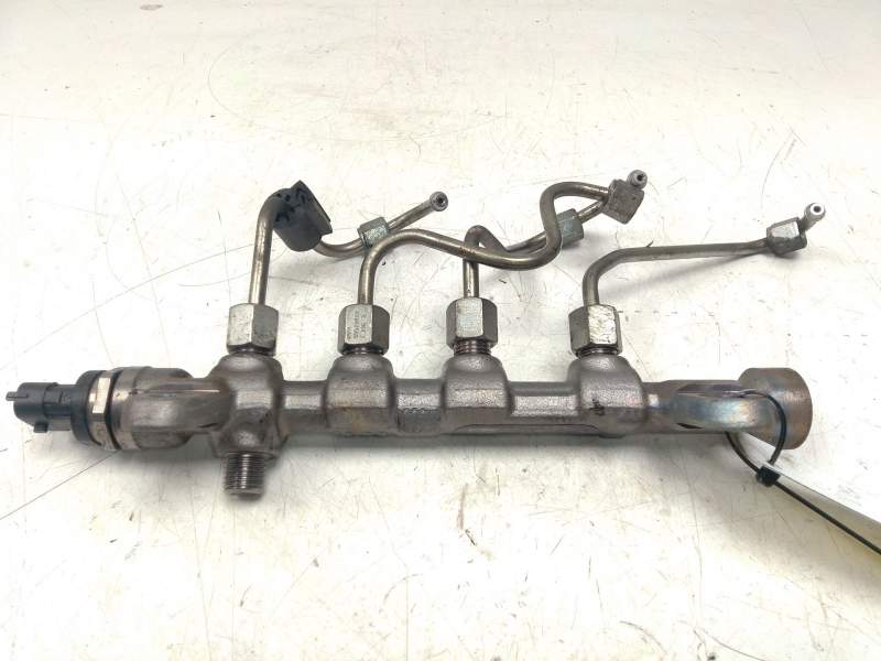 Recambio de rampa inyectora para opel insignia a (g09) 2.0 cdti (68) referencia OEM IAM 044521422  