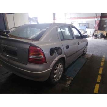 opel astra g berlina del año 1999