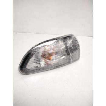 Recambio de piloto delantero derecho para mitsubishi galant berlina (e50) 1.8 cat referencia OEM IAM 21037833  