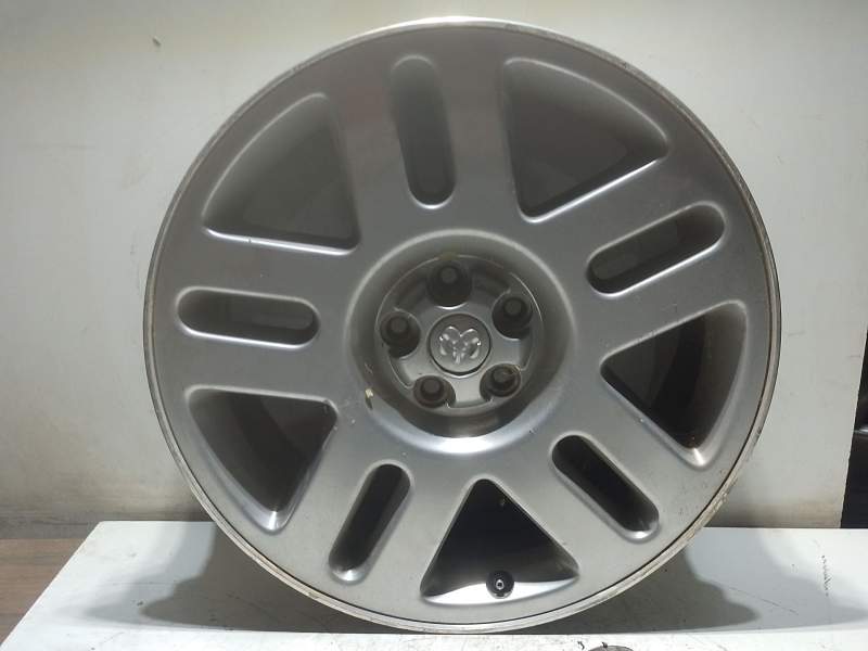 Recambio de llanta aluminio para dodge nitro 2.8 crd referencia OEM IAM 1BK47TRMA  
