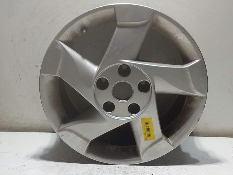 Recambio de llanta aluminio para dacia duster (hs_) 1.5 dci referencia OEM IAM 8200810243  
