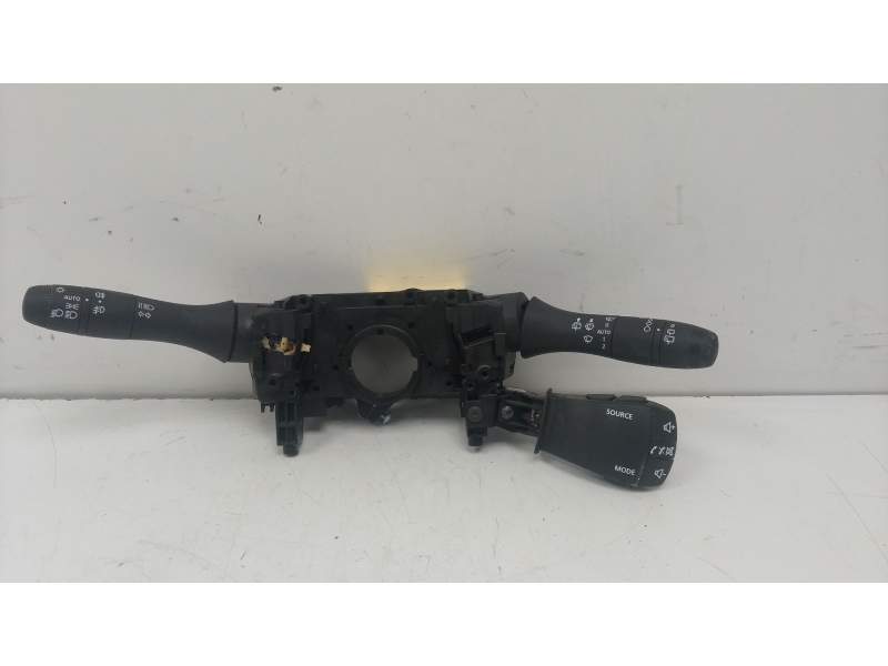 Recambio de mando multifuncion para dacia sandero iii 1.0 tce 90 eco-g referencia OEM IAM   
