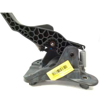 Recambio de pedal embrague para dacia sandero iii 1.0 tce 90 eco-g referencia OEM IAM 465400116R  