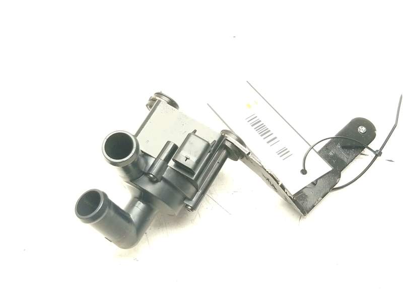 Recambio de bomba agua electrica para volkswagen passat b6 (3c2) 2.0 tdi 16v referencia OEM IAM 5N0965561A  