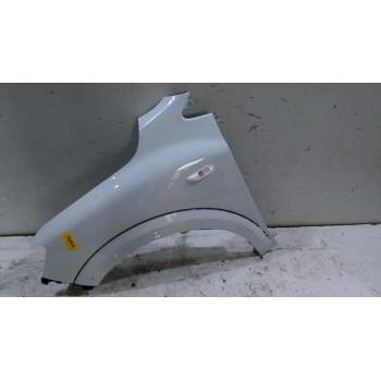 ALETA DELANTERA IZQUIERDA 631012079R 