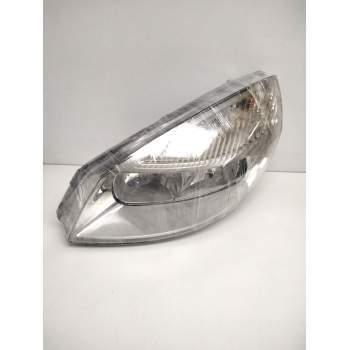 Recambio de faro izquierdo para renault scénic ii (jm0/1_) 1.9 d referencia OEM IAM 15810300  