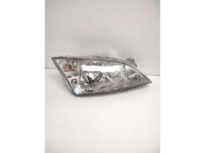 Recambio de faro derecho para ford mondeo iii (b5y) 1.8 16v referencia OEM IAM 1S7146005SD  