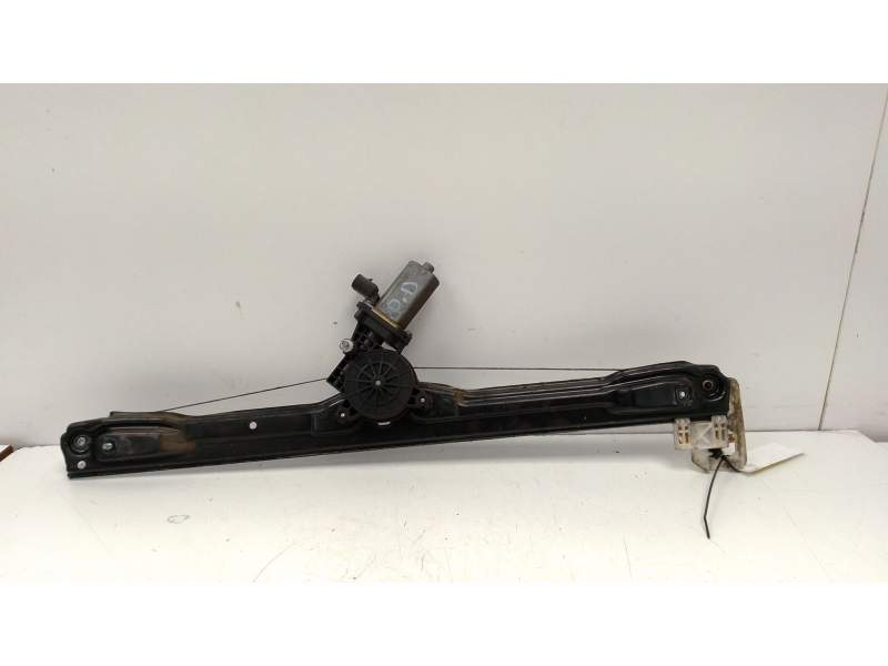 Recambio de elevalunas delantero derecho para iveco daily vi furgoneta 33s16, 35s16, 35c16, 40c16, 50c16 referencia OEM IAM M145