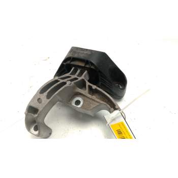 SOPORTE MOTOR DERECHO SUPERIOR 112102979R 