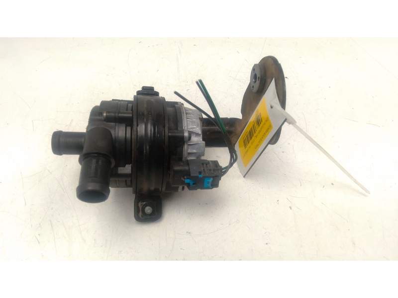 Recambio de bomba agua electrica para dacia duster (hm_) 1.5 dci 115 (hmad) referencia OEM IAM 210103582R  