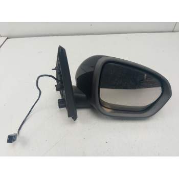 RETROVISOR DERECHO 