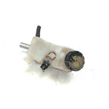 Recambio de bomba freno para dacia duster (hm_) 1.5 dci 115 (hmad) referencia OEM IAM 460918629  